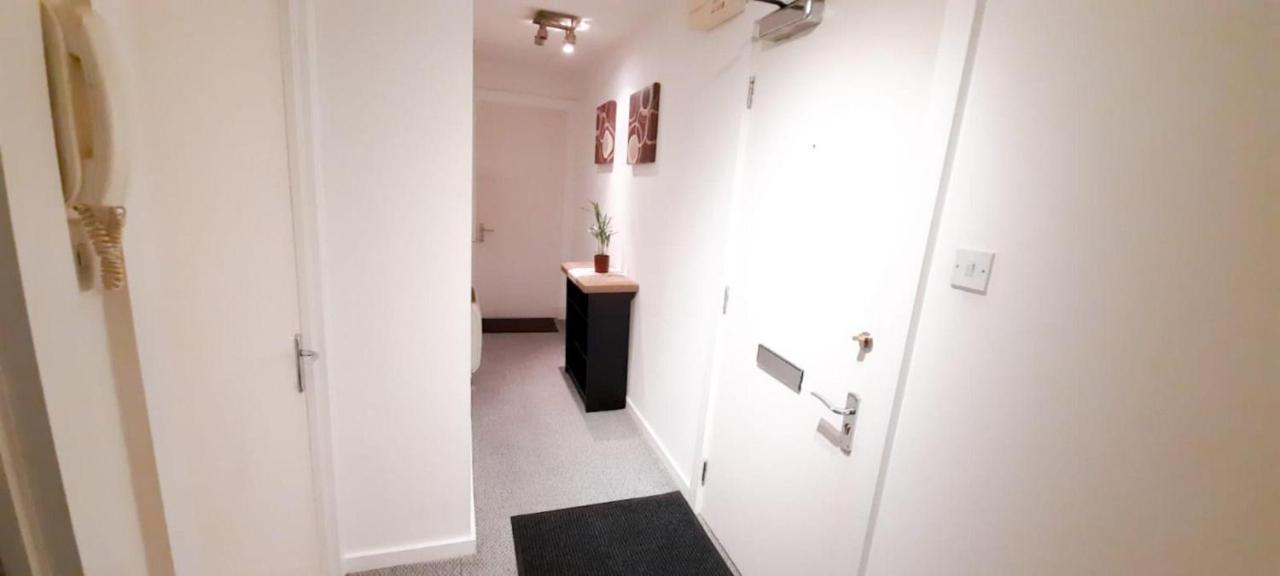 2-Bed Apartment Near City Centre Manchester Exterior photo